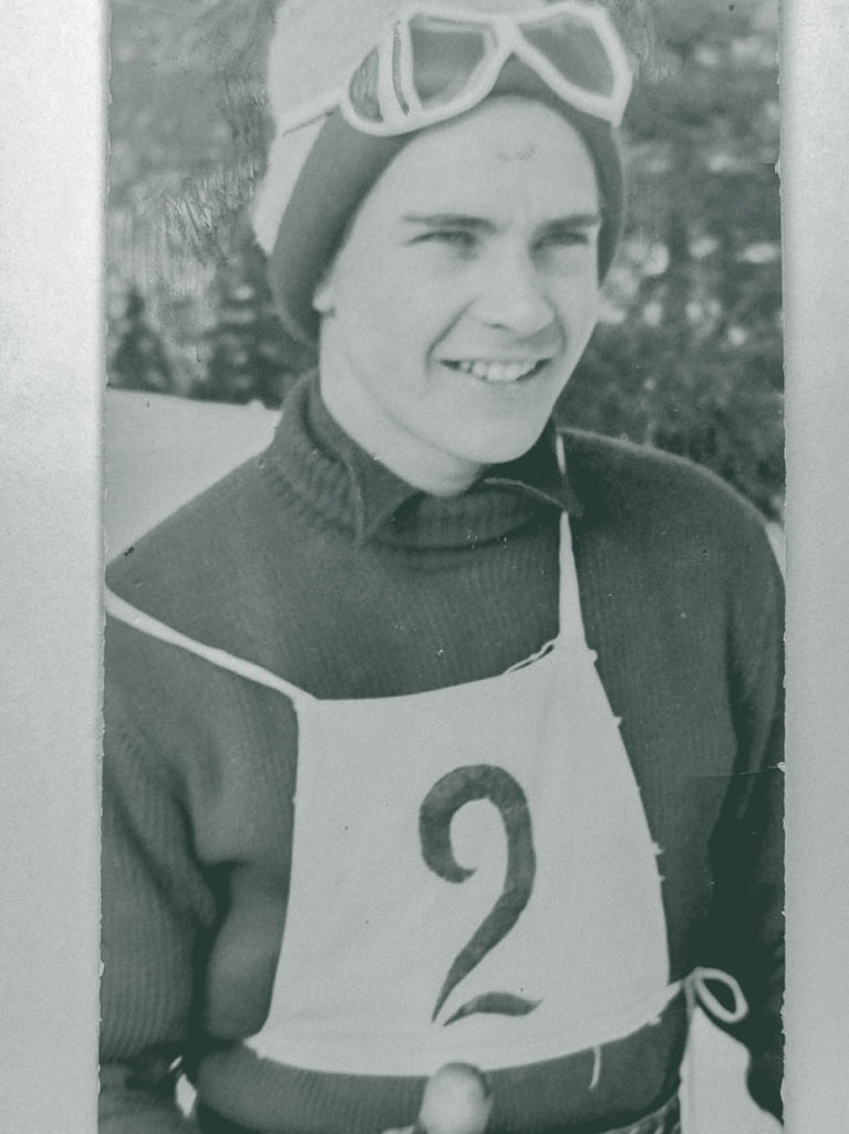 1940 Marius Eriksen after the victory in a ski race at Gaustad in Norway