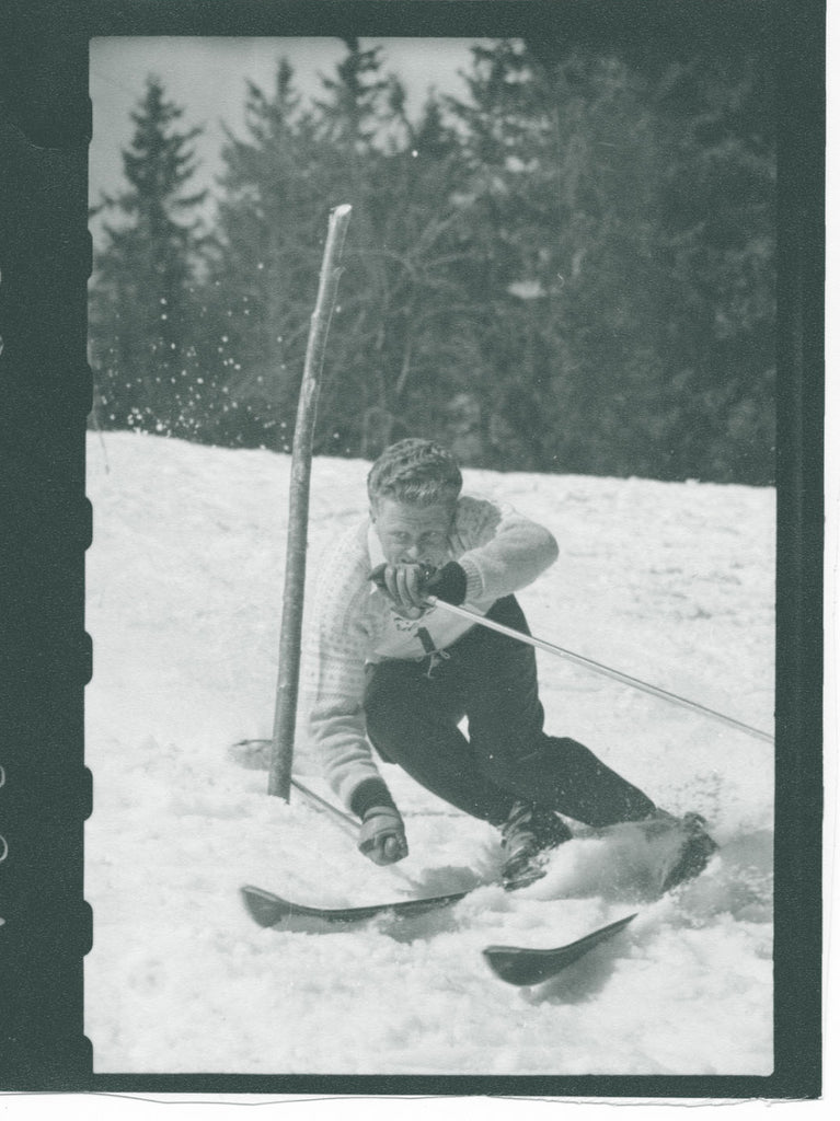 1949 Stein Eriksen ski racing at Rødkleiva, Oslo, Norway